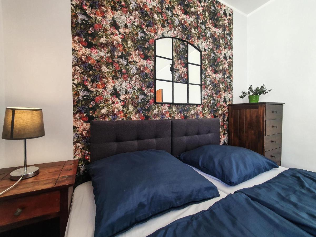 Hostel Mazurska 8A オルシュティン エクステリア 写真